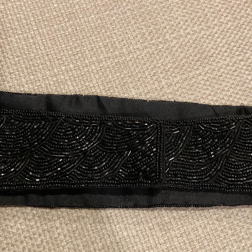 Beaded dressy belt with Velcro closure - Picture 3 of 3
